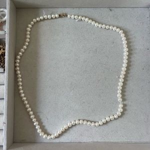 freshwater pearl necklace